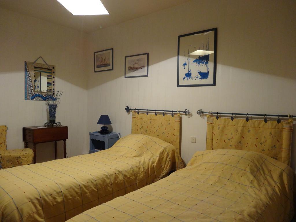 Maison Artigouha Acomodação com café da manhã Loubieng Quarto foto